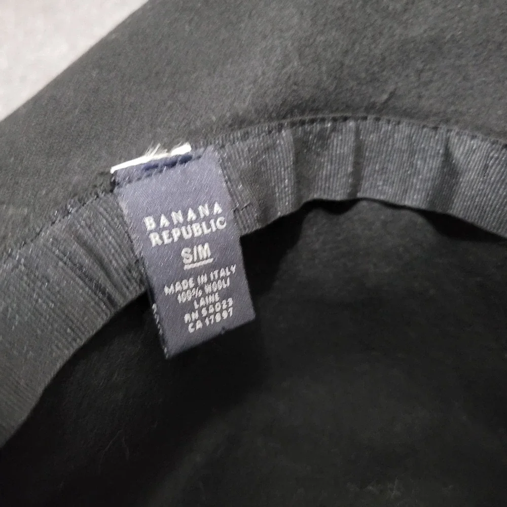 Vintage Y2K Banana Republic 100% wool black hat felted bow‎ detail goth chic